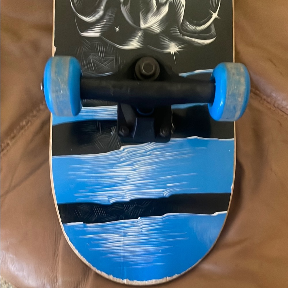Tony Hawk Black and Blue Skateboard - Picture 3 of 4